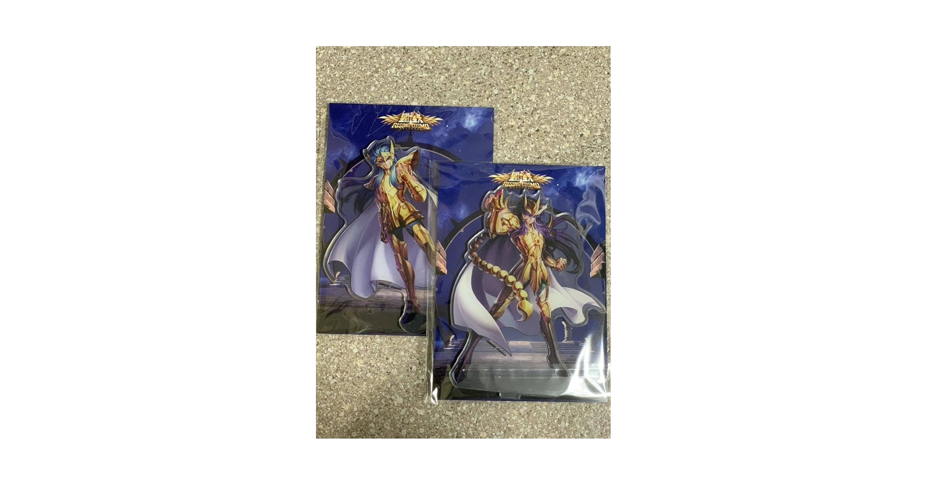 Amazon.co.jp: 聖闘士星矢 黄金聖闘士 カミュ ミロ アクリル